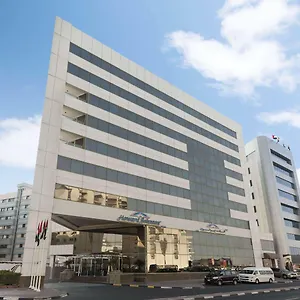 Howard Johnson Bur Отель